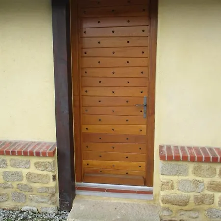 Chez Bari Bourbon-lʼArchambault